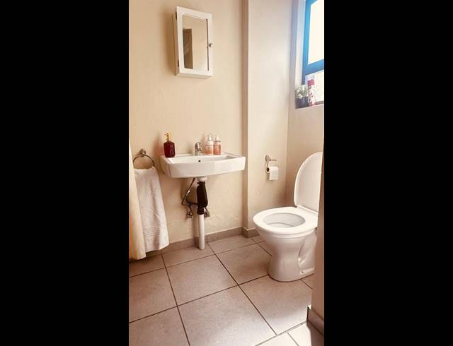 2 BEDROOM PROPERTY TO RENT IN KEW